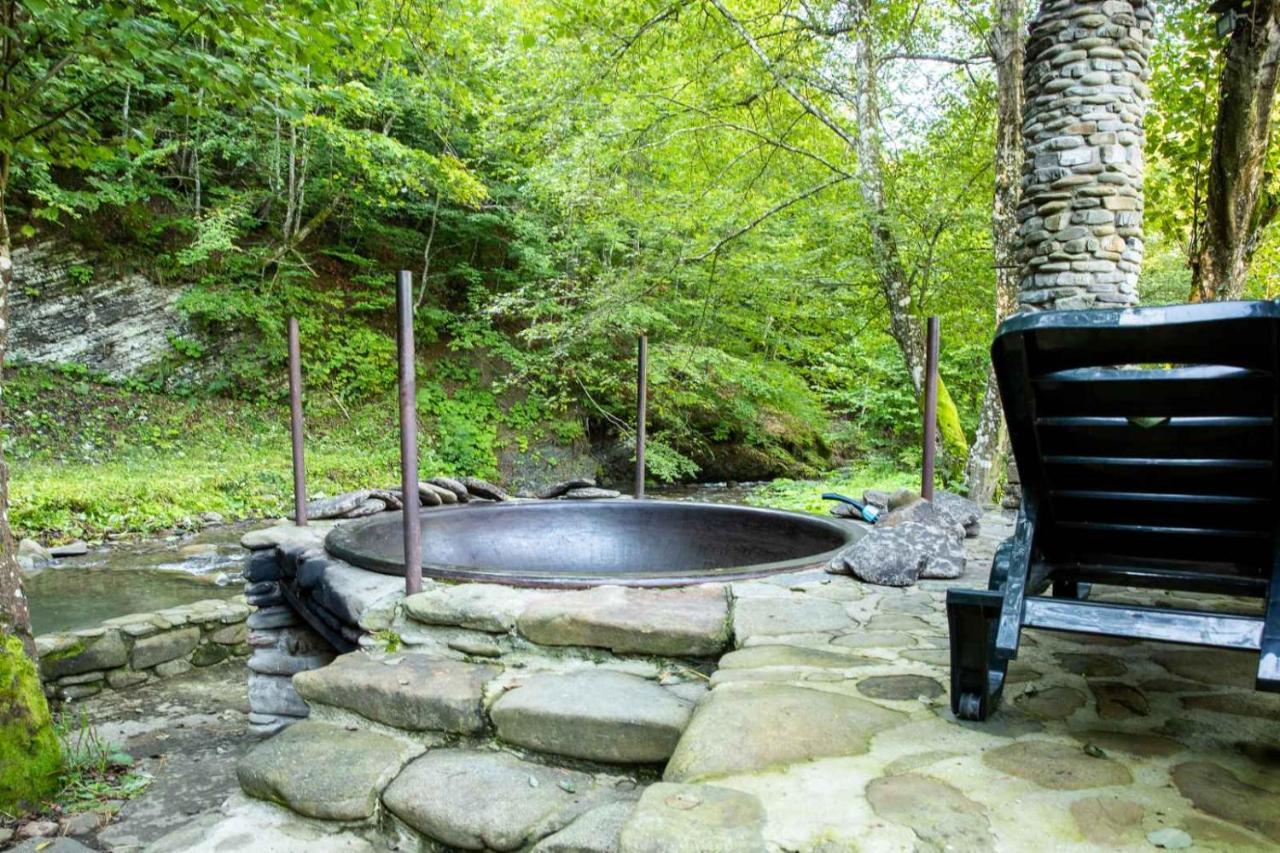 Хатина біля потока Villa Ламшори Екстериор снимка