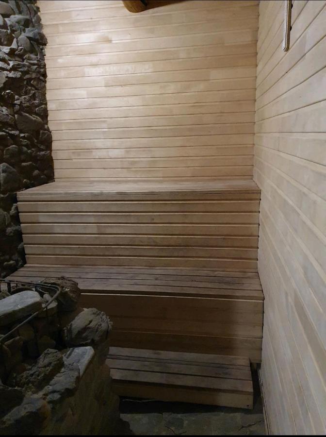 Хатина біля потока Villa Ламшори Екстериор снимка