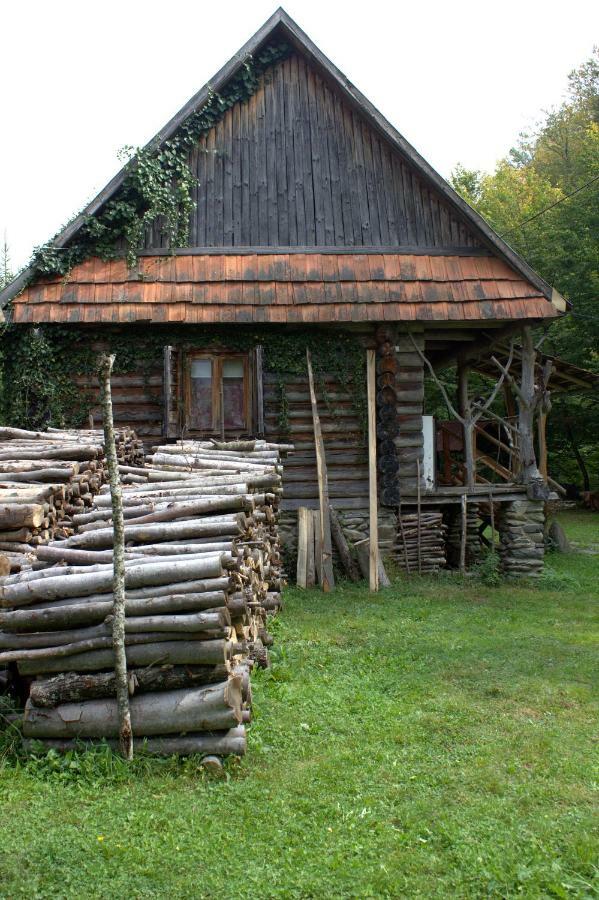 Хатина біля потока Villa Ламшори Екстериор снимка